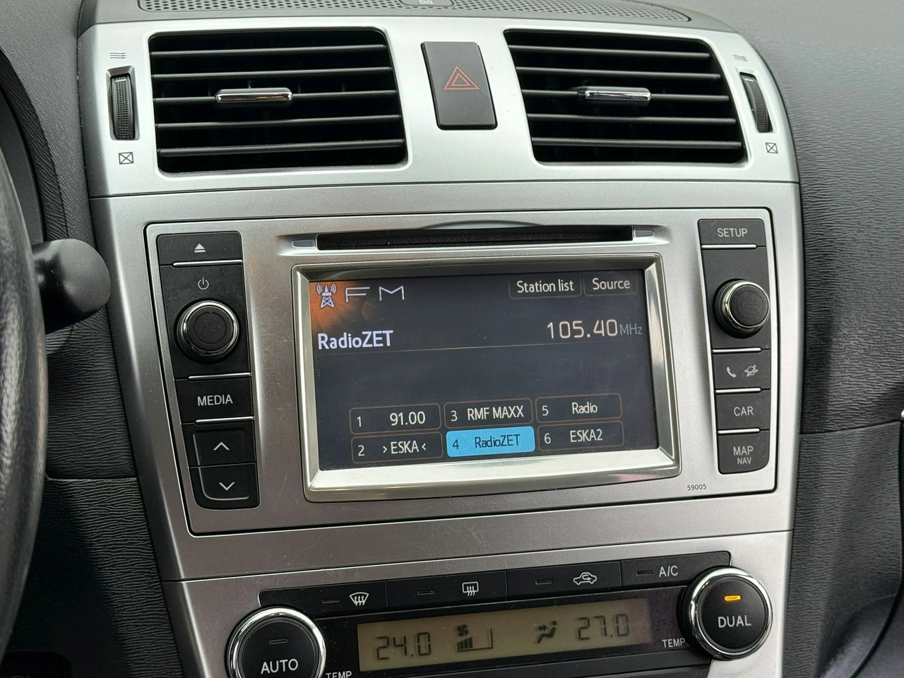 Toyota Avensis - Zdjęcie 45