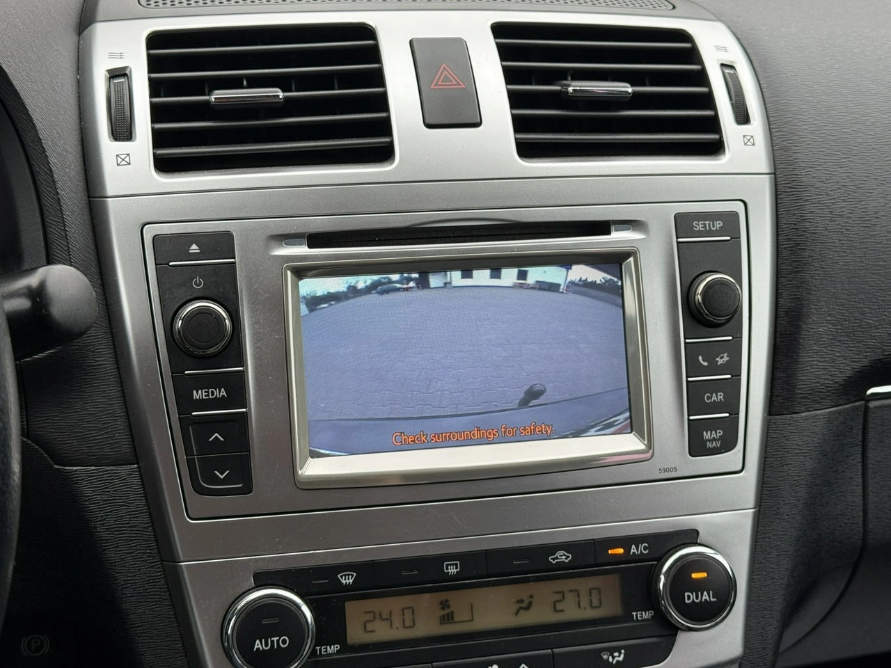 Toyota Avensis - Zdjęcie 6