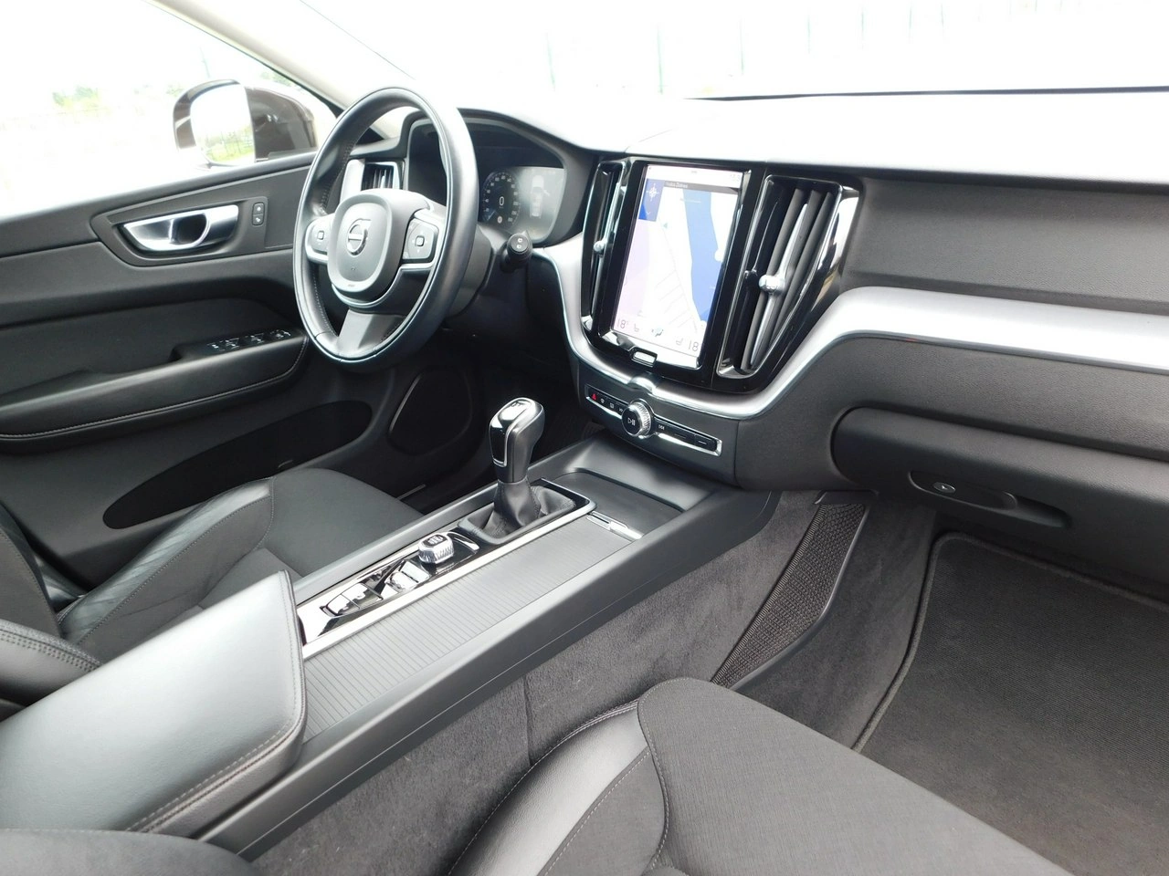 Volvo XC 60 - Zdjęcie 8