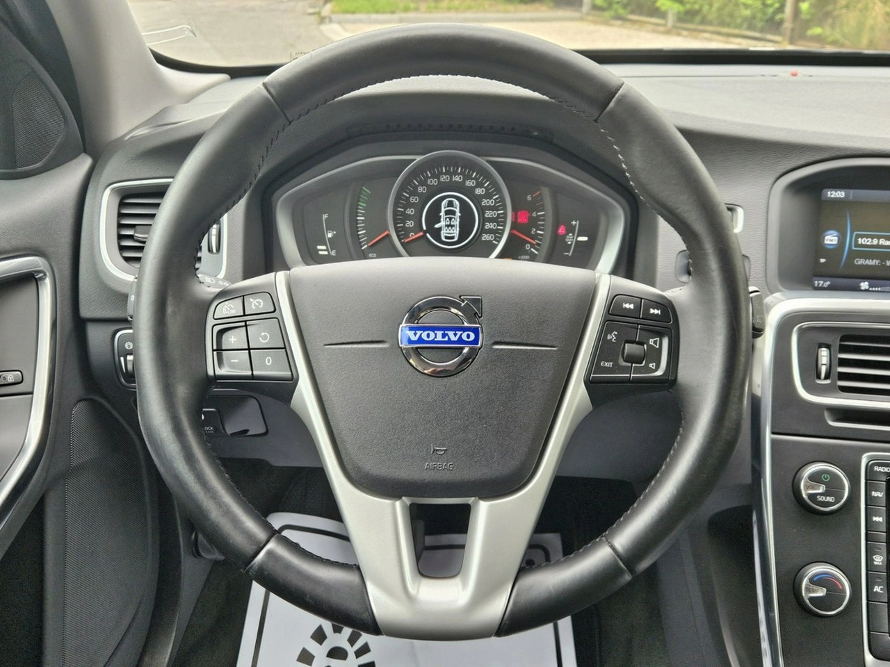 Volvo V60 - Zdjęcie 10
