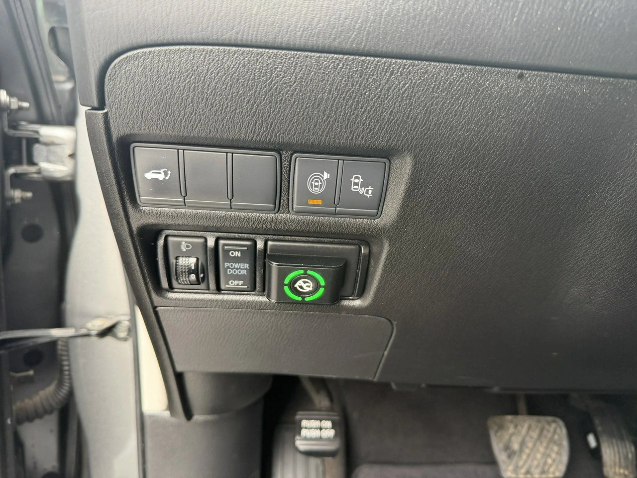 Nissan Armada - Zdjęcie 14
