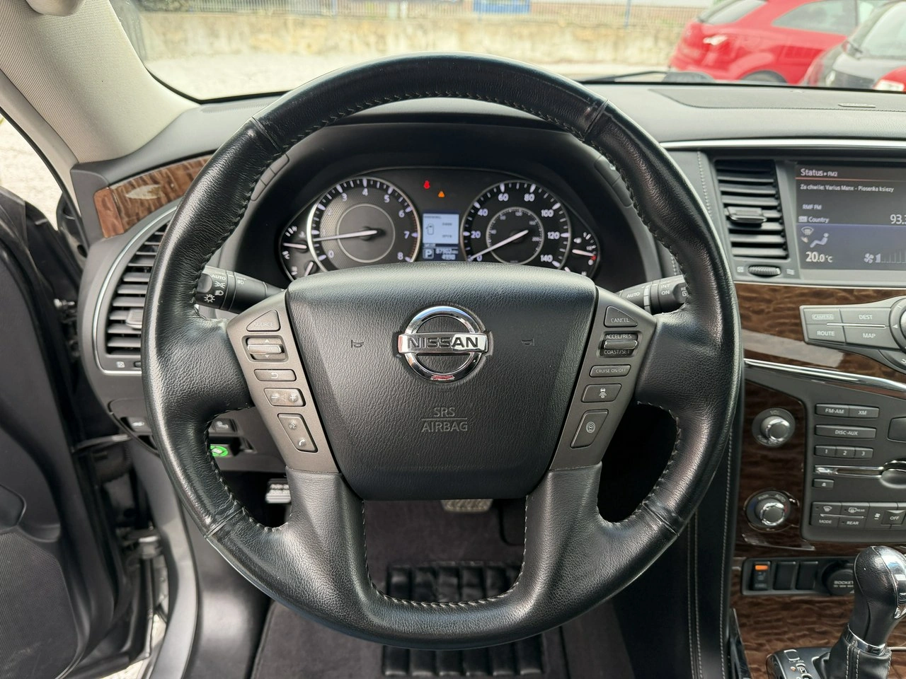 Nissan Armada - Zdjęcie 15