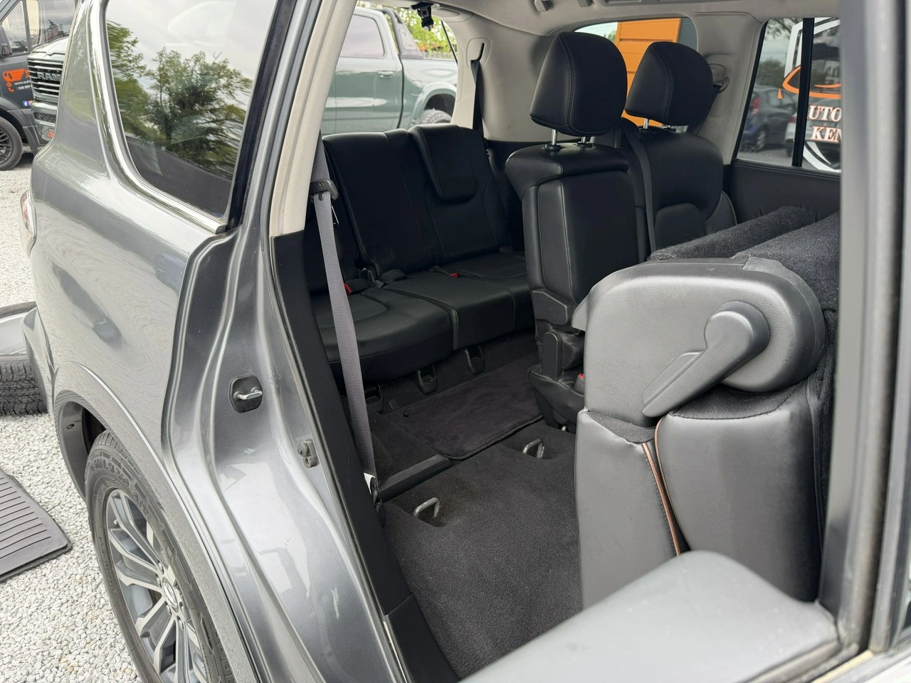 Nissan Armada - Zdjęcie 32