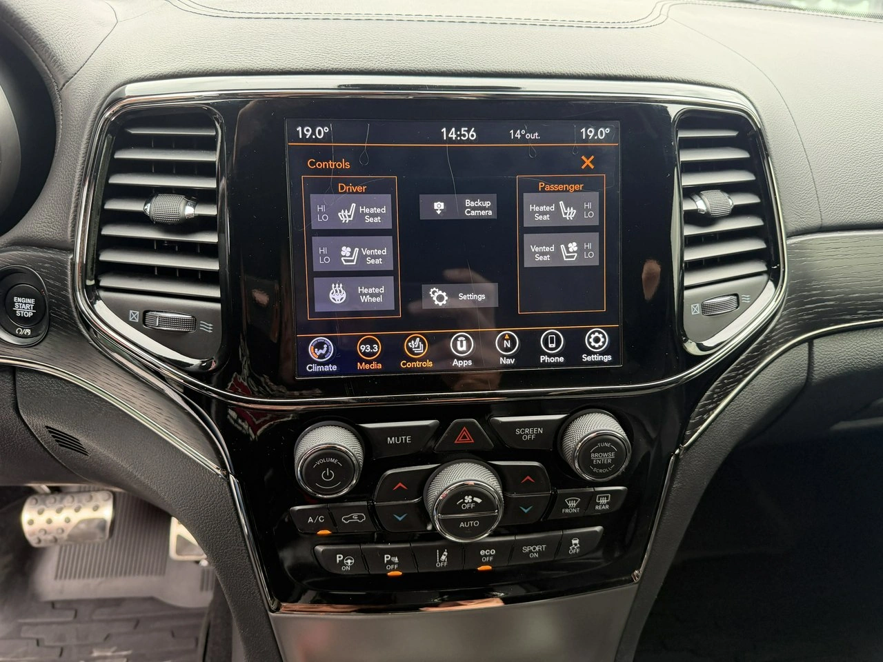 Jeep Grand Cherokee - Zdjęcie 19