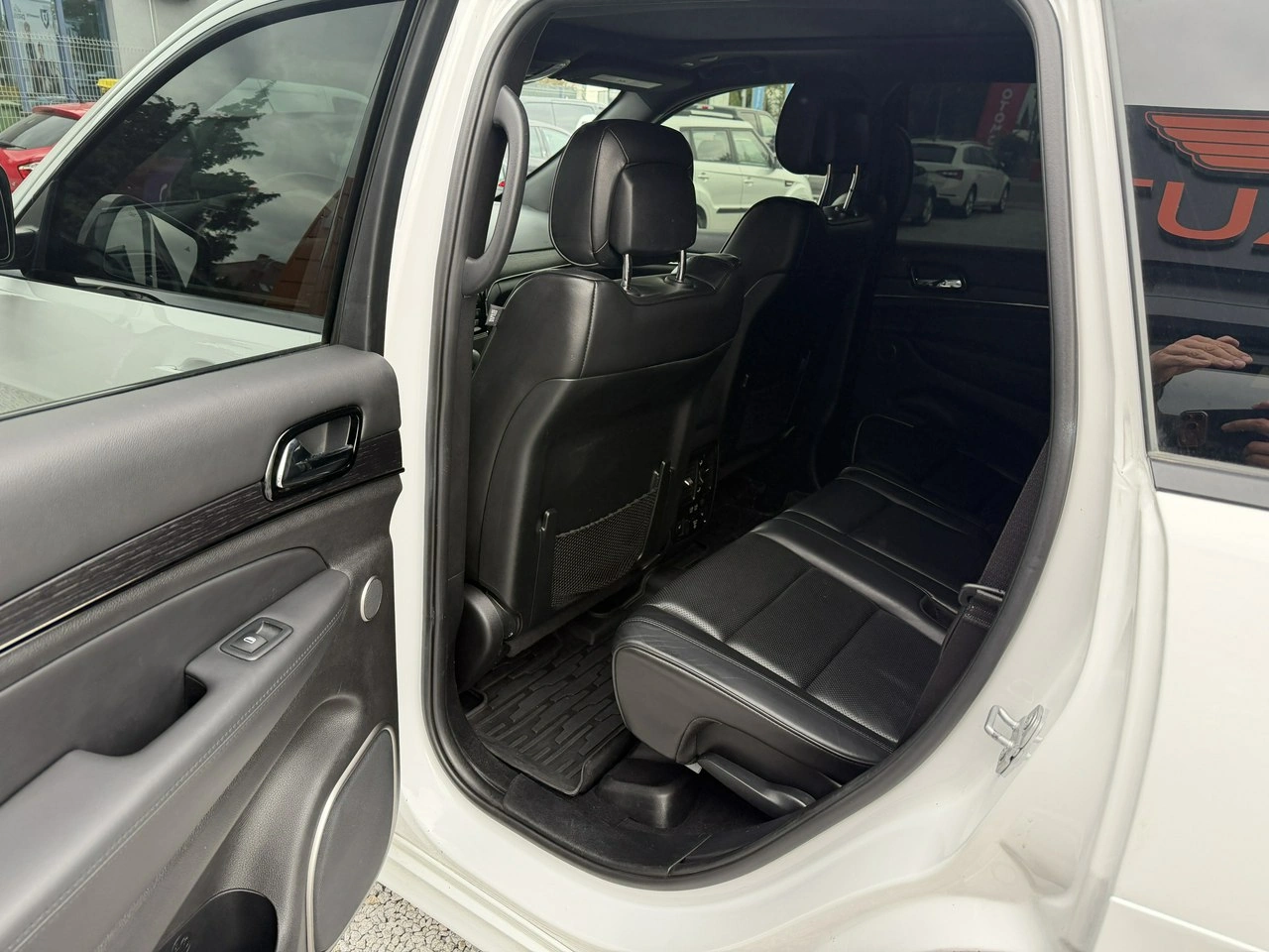 Jeep Grand Cherokee - Zdjęcie 28