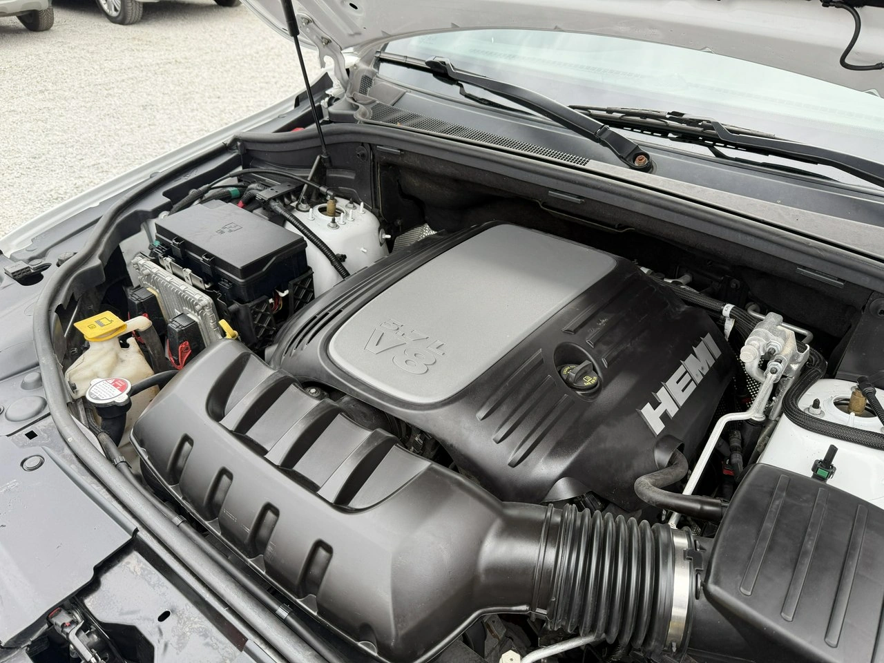 Jeep Grand Cherokee - Zdjęcie 38