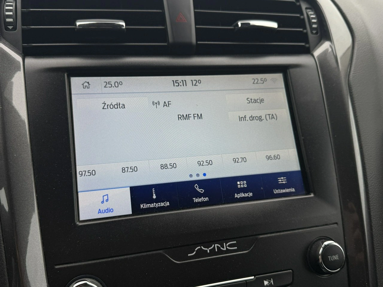 Ford Mondeo - Zdjęcie 9