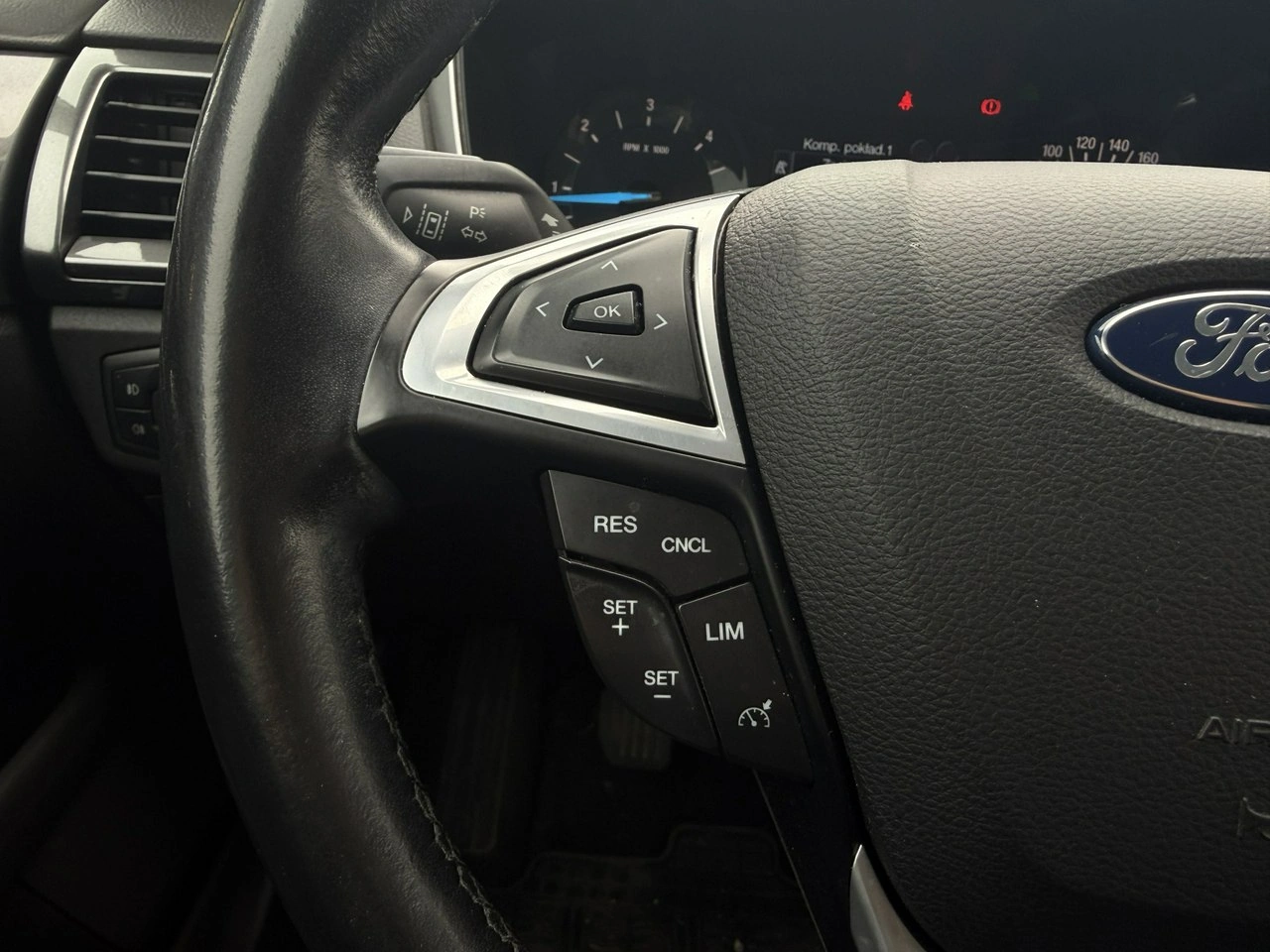 Ford Mondeo - Zdjęcie 6