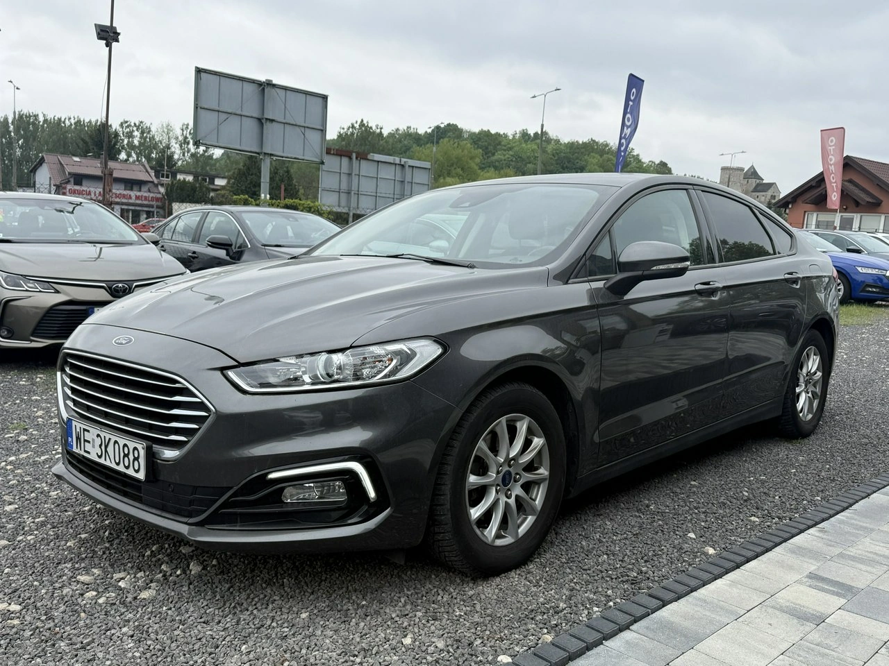 Ford Mondeo - Główne zdjęcie