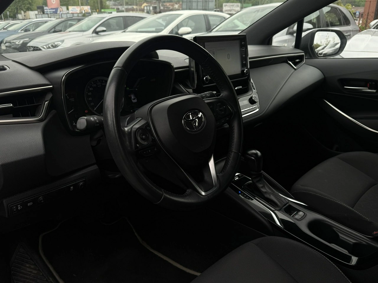 Toyota Corolla - Zdjęcie 11