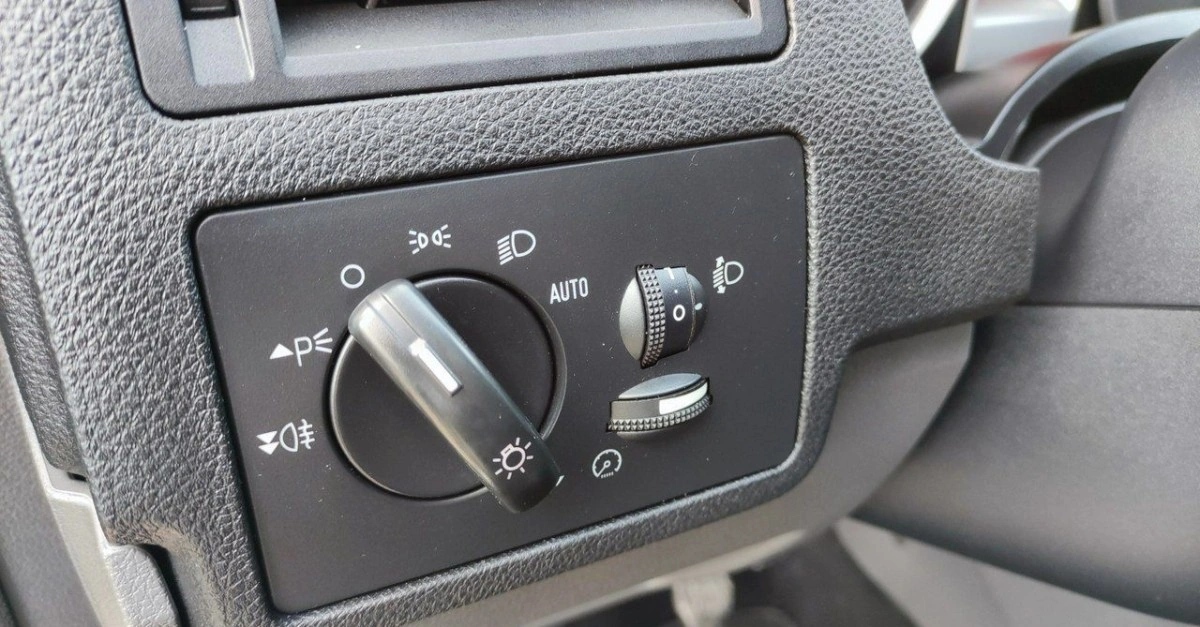 Ford Kuga - Zdjęcie 28