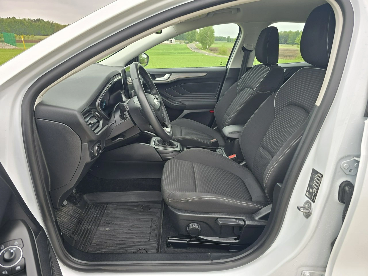Ford Focus - Zdjęcie 10