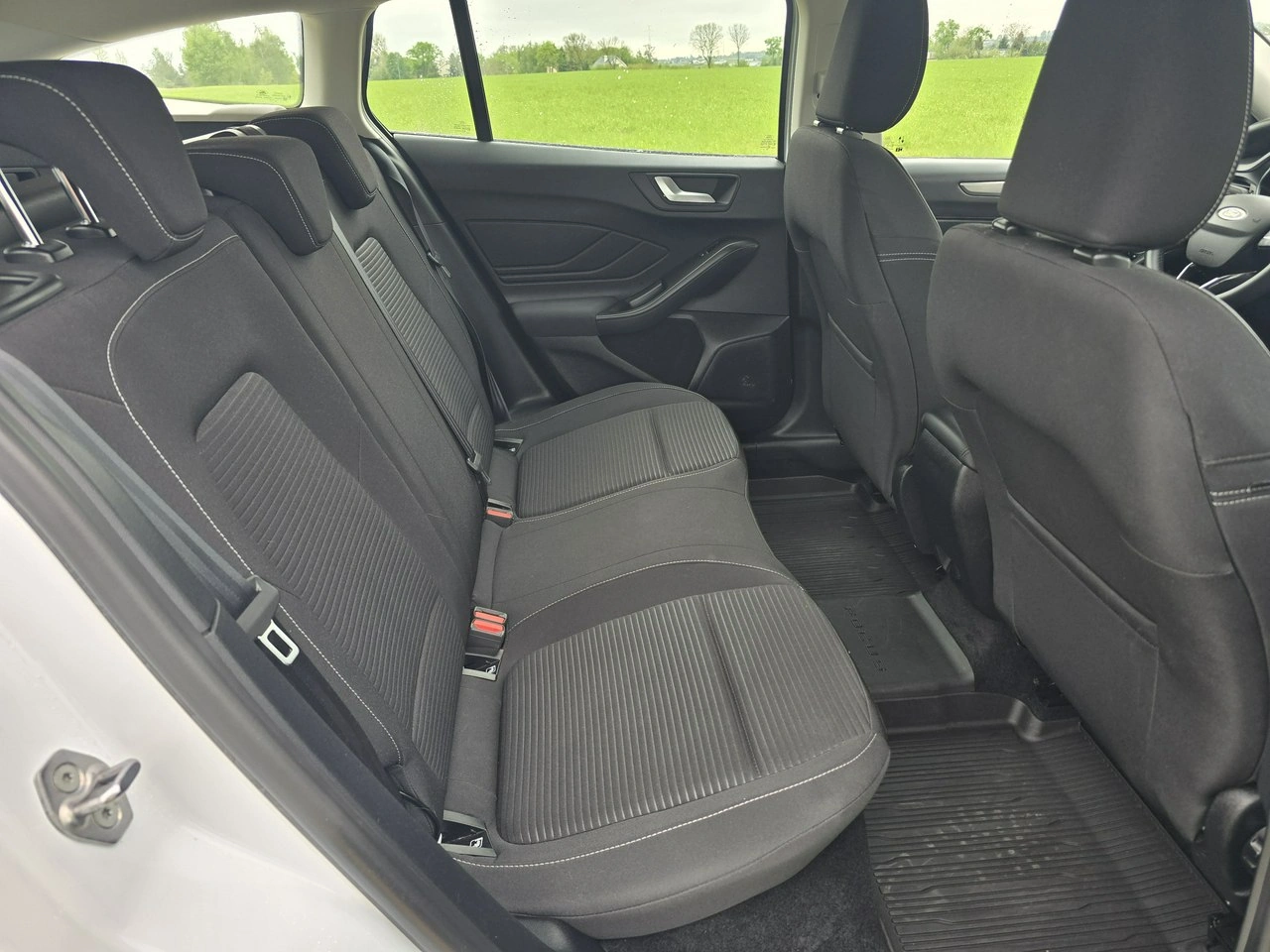 Ford Focus - Zdjęcie 16