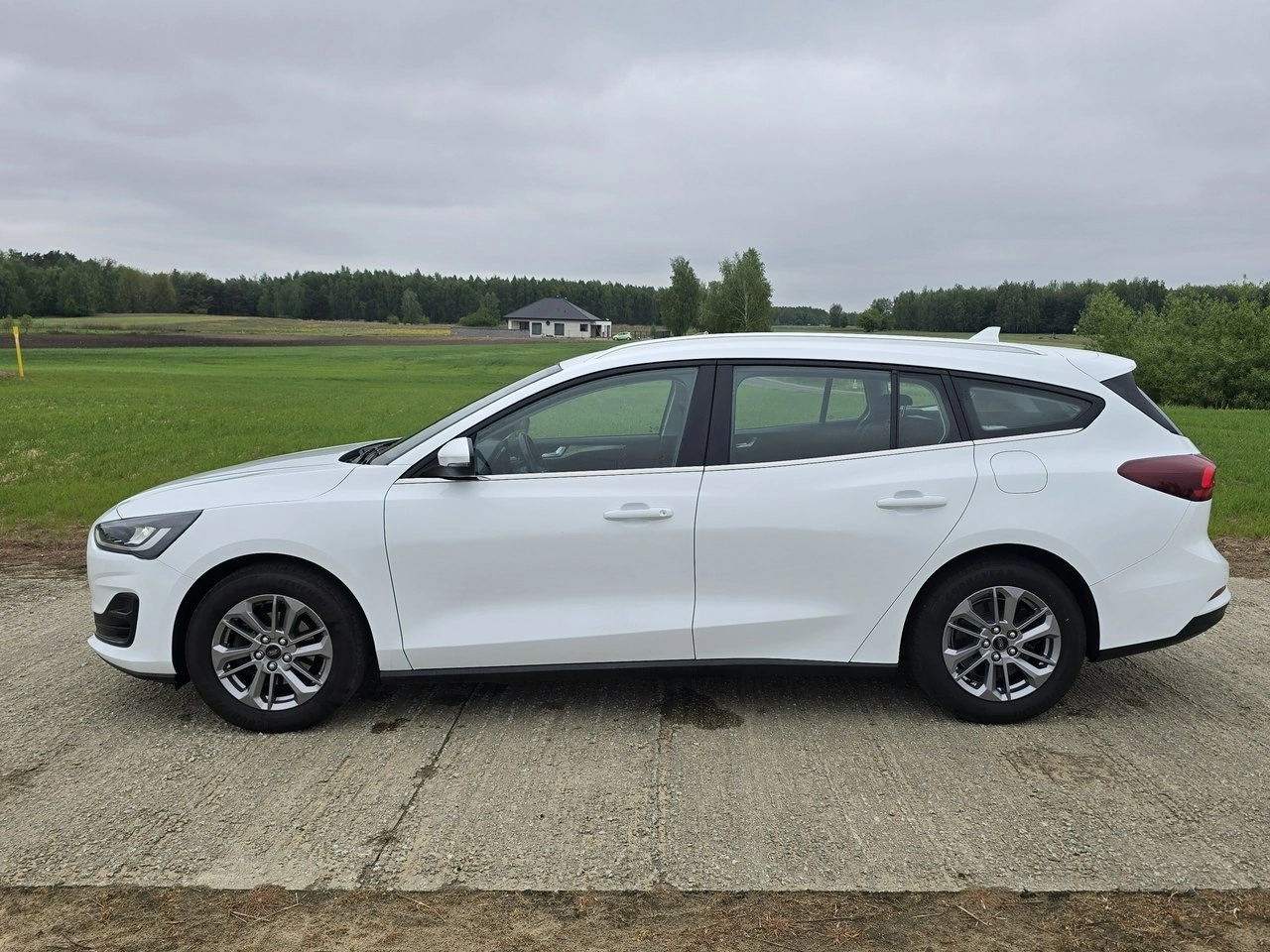 Ford Focus - Zdjęcie 8