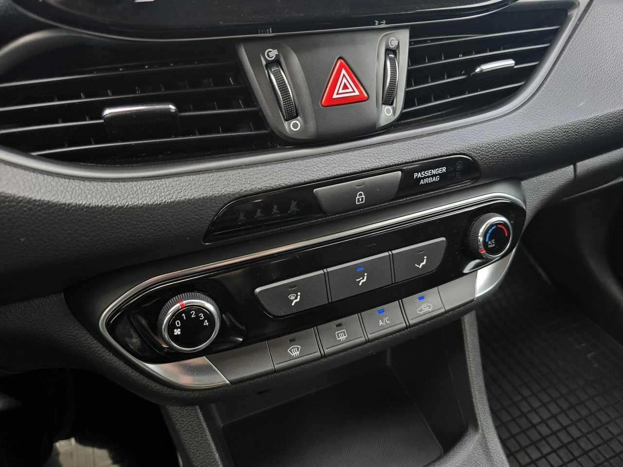 Hyundai i30 - Zdjęcie 18