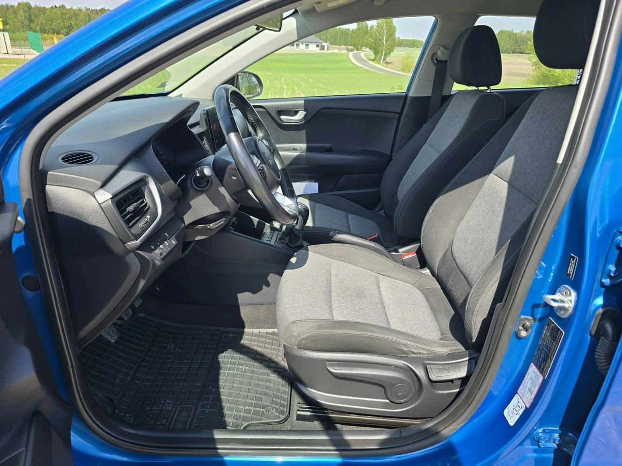 Kia Stonic - Zdjęcie 10