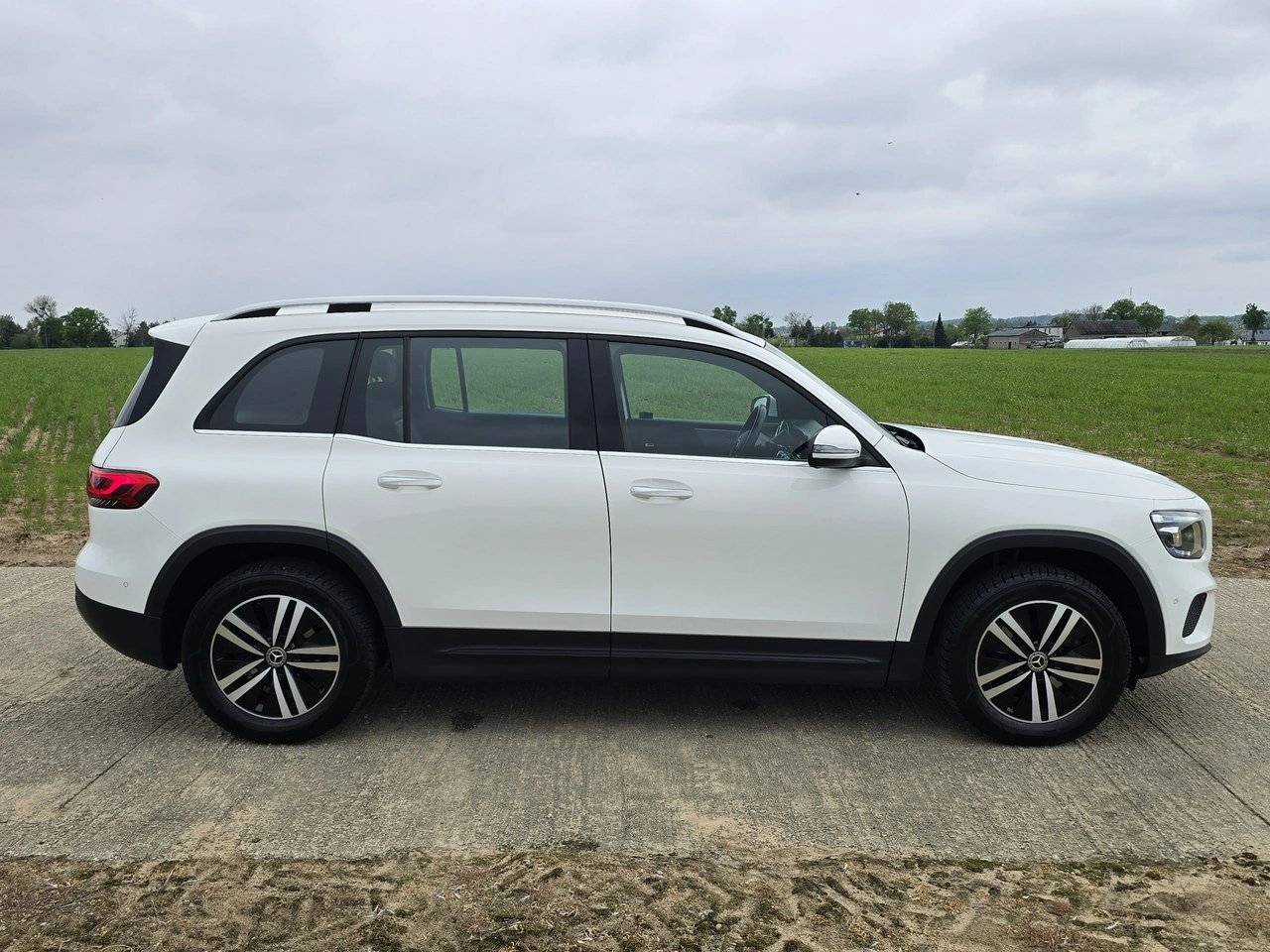 Mercedes GLB - Zdjęcie 4