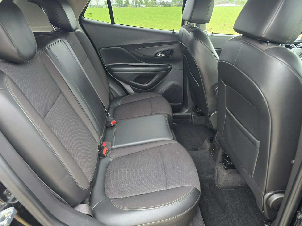 Opel Mokka - Zdjęcie 12