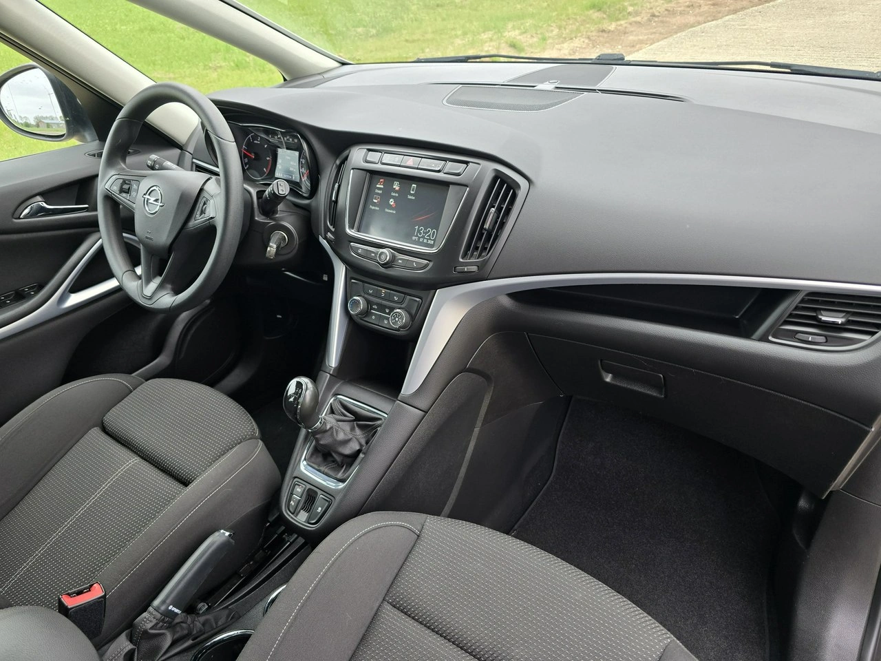 Opel Zafira - Zdjęcie 14