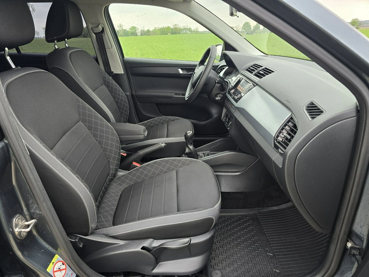 Skoda Fabia - Zdjęcie 10