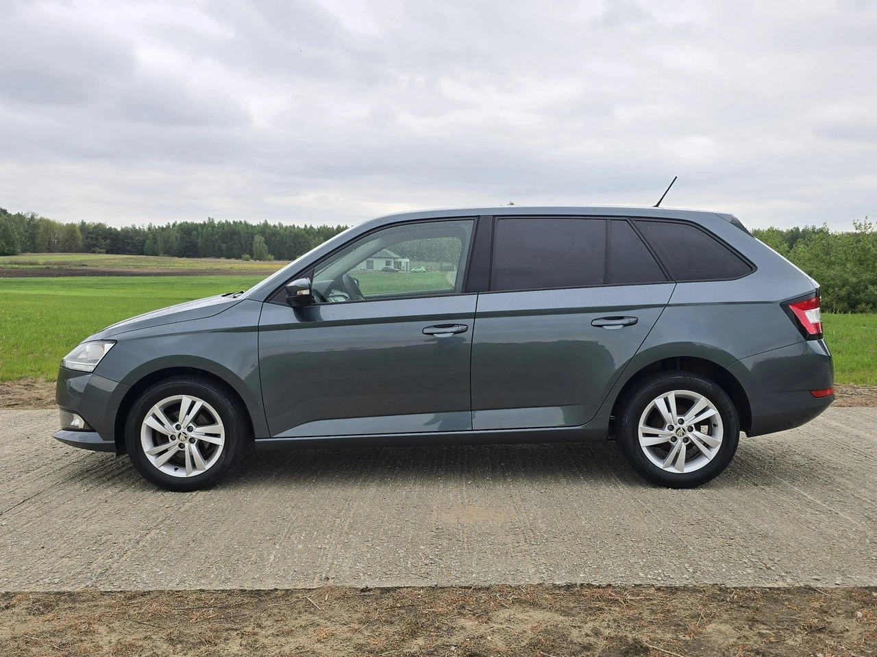 Skoda Fabia - Zdjęcie 8
