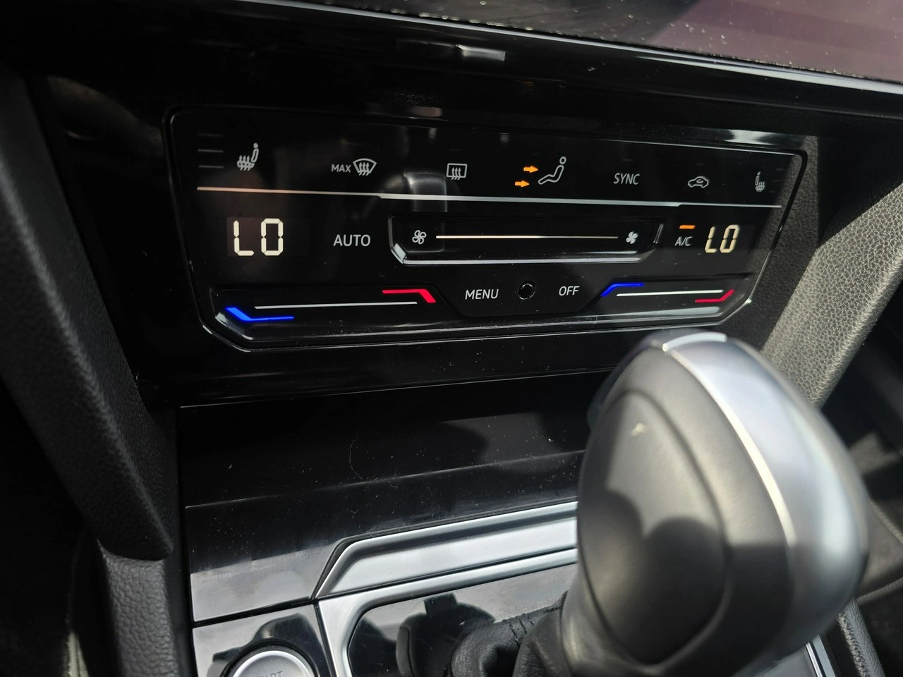 Volkswagen Arteon - Zdjęcie 23