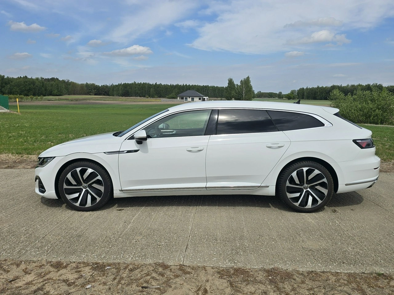 Volkswagen Arteon - Zdjęcie 8
