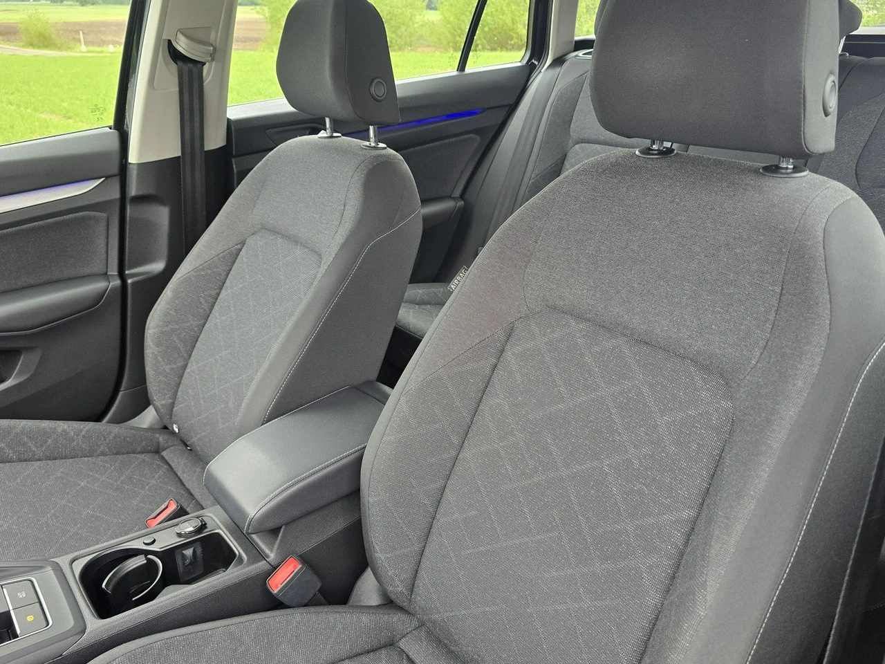Volkswagen Golf - Zdjęcie 10