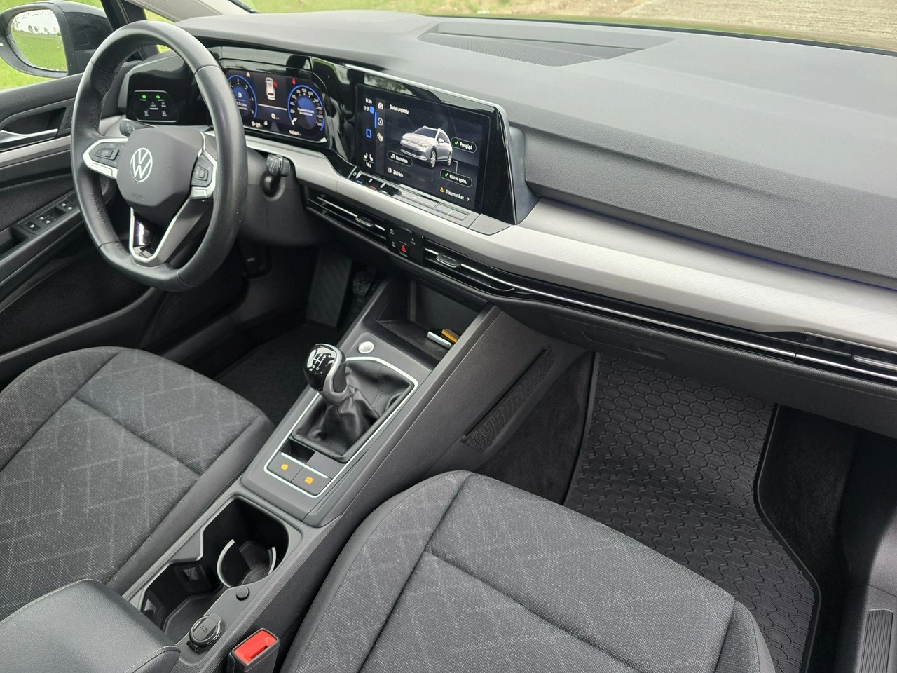 Volkswagen Golf - Zdjęcie 14