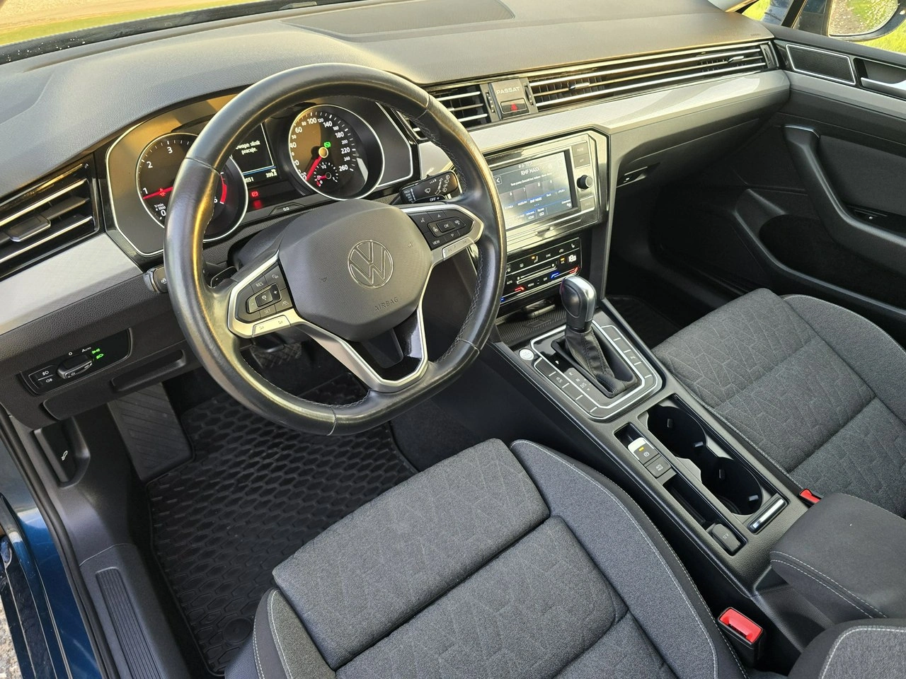 Volkswagen Passat - Zdjęcie 10