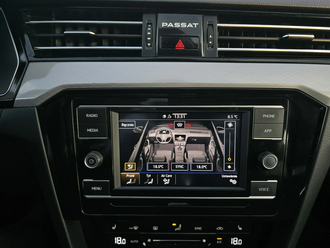 Volkswagen Passat - Zdjęcie 21