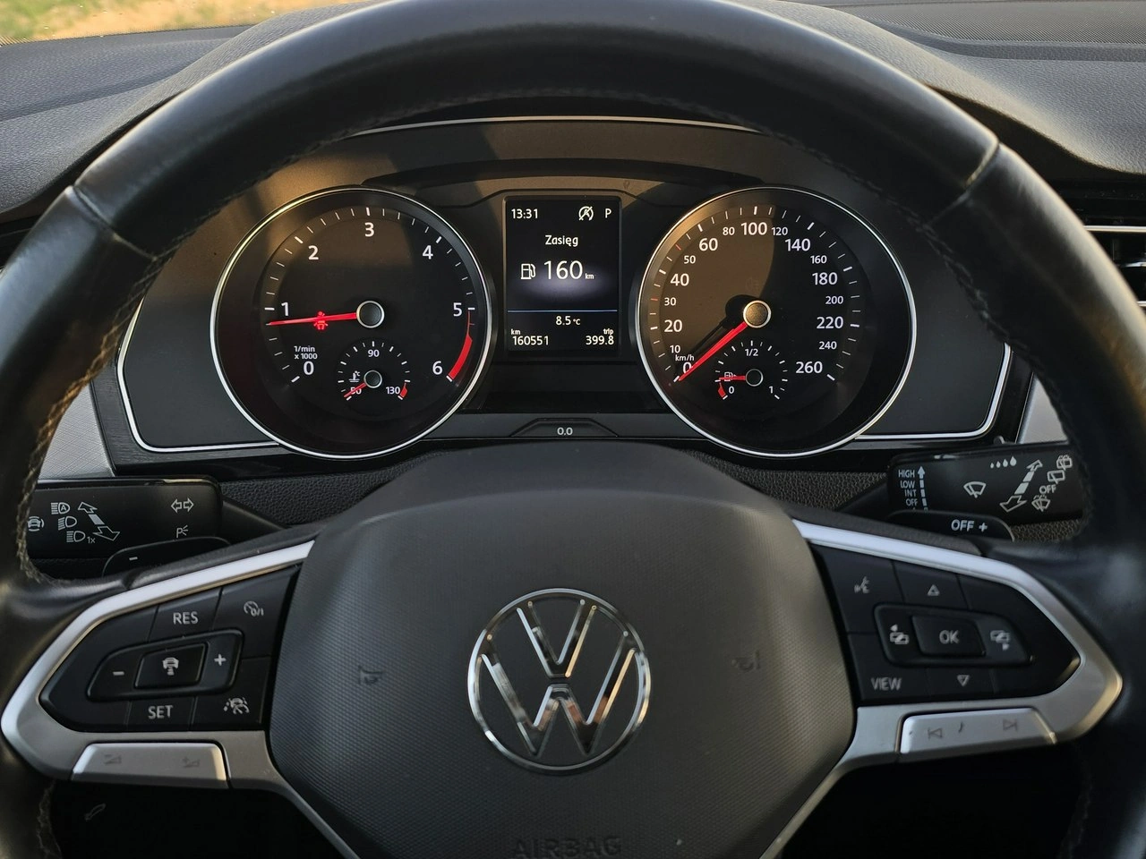 Volkswagen Passat - Zdjęcie 28