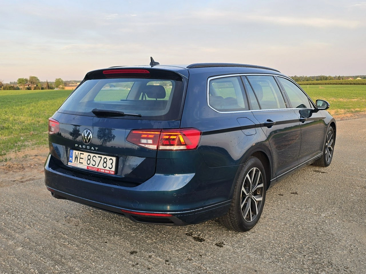 Volkswagen Passat - Zdjęcie 4