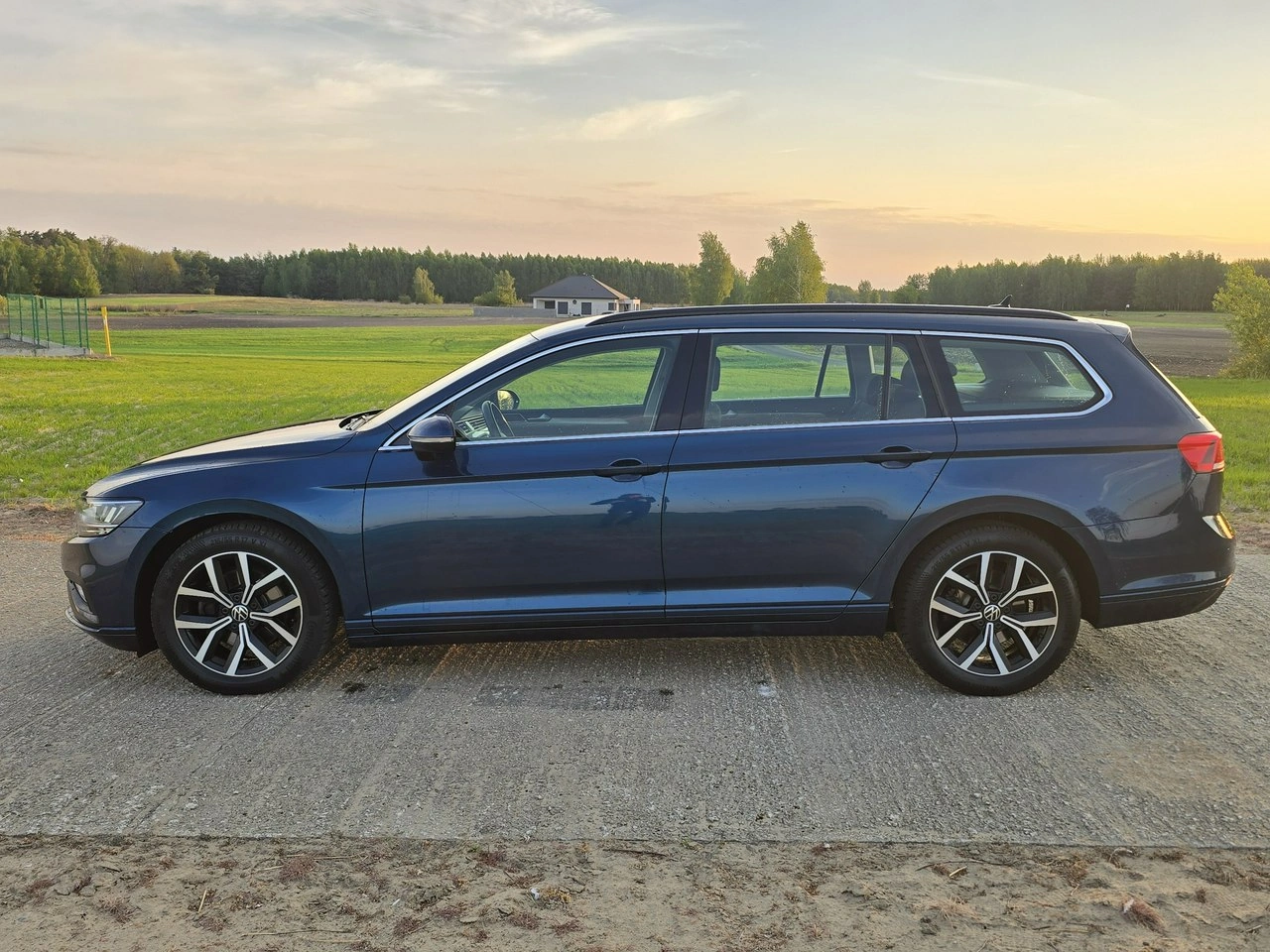 Volkswagen Passat - Zdjęcie 7