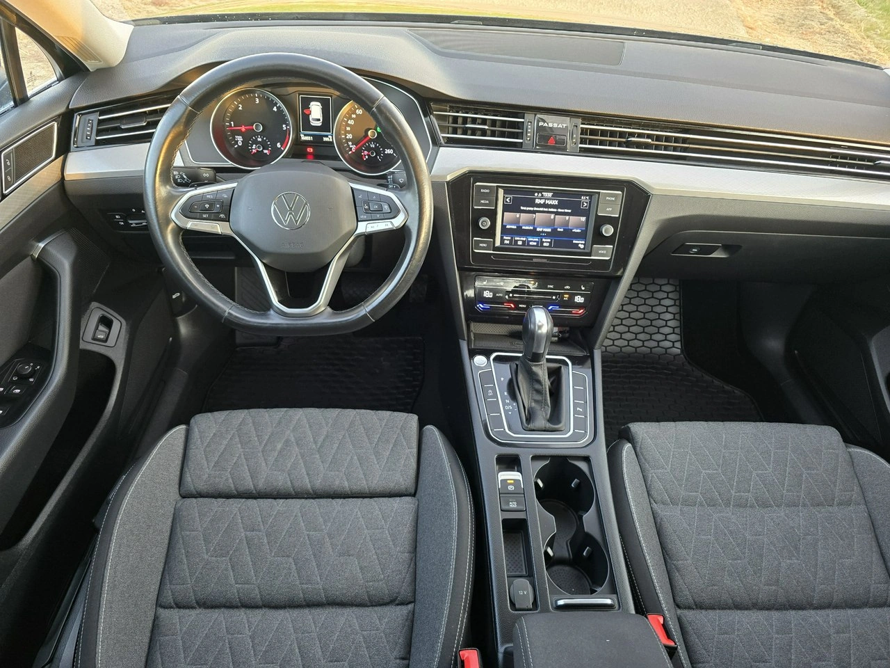 Volkswagen Passat - Zdjęcie 8