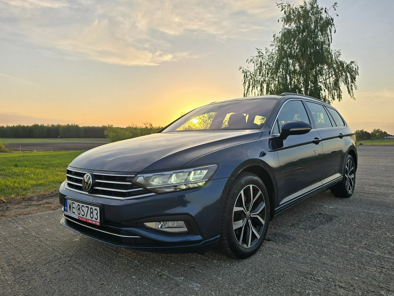 Volkswagen Passat - Główne zdjęcie