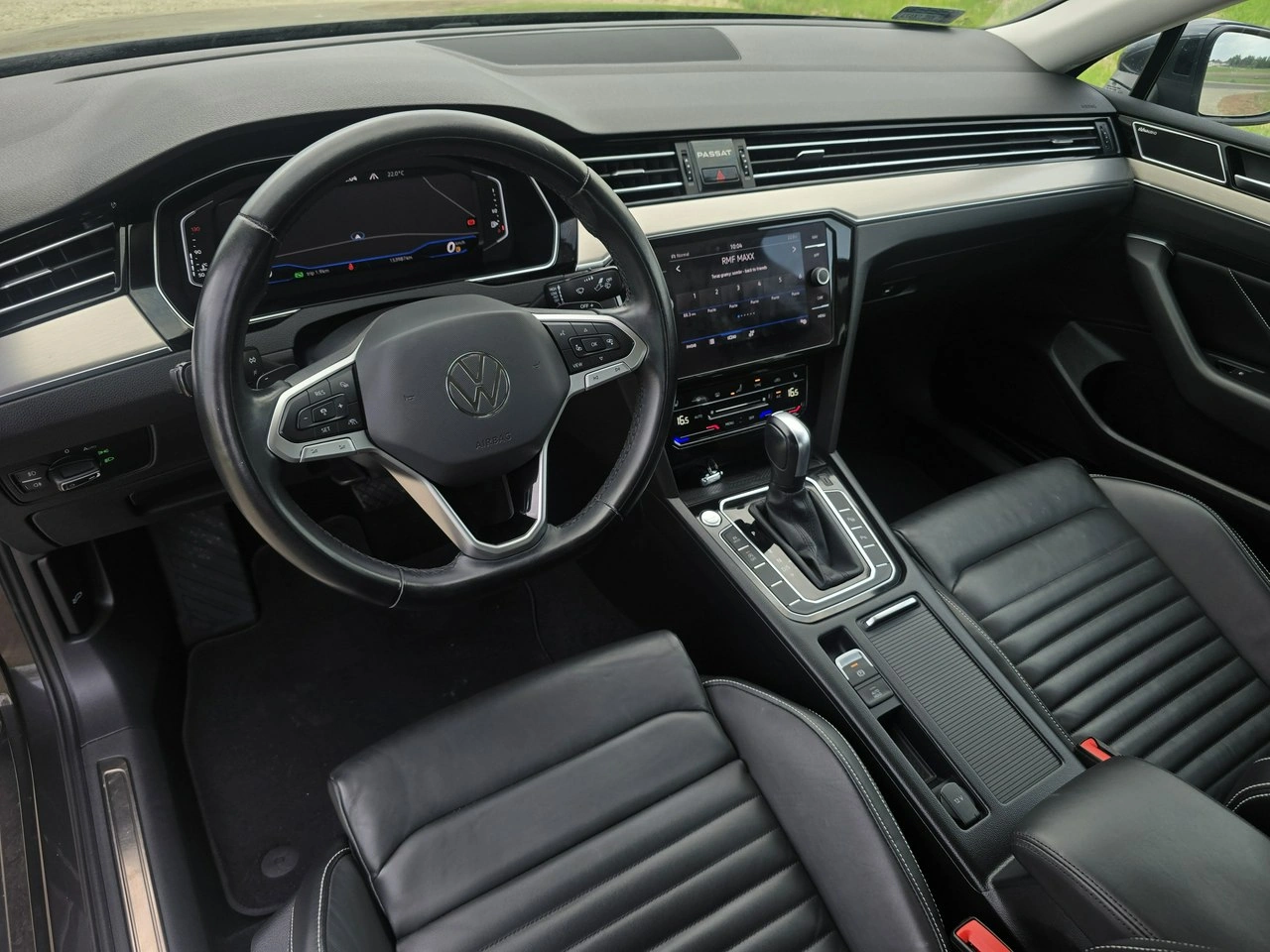 Volkswagen Passat - Zdjęcie 11