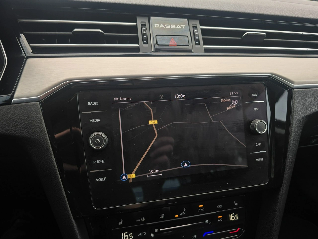 Volkswagen Passat - Zdjęcie 22