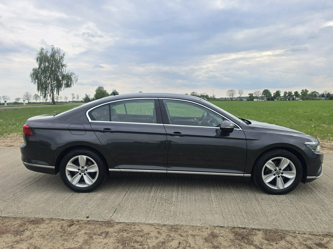 Volkswagen Passat - Zdjęcie 4