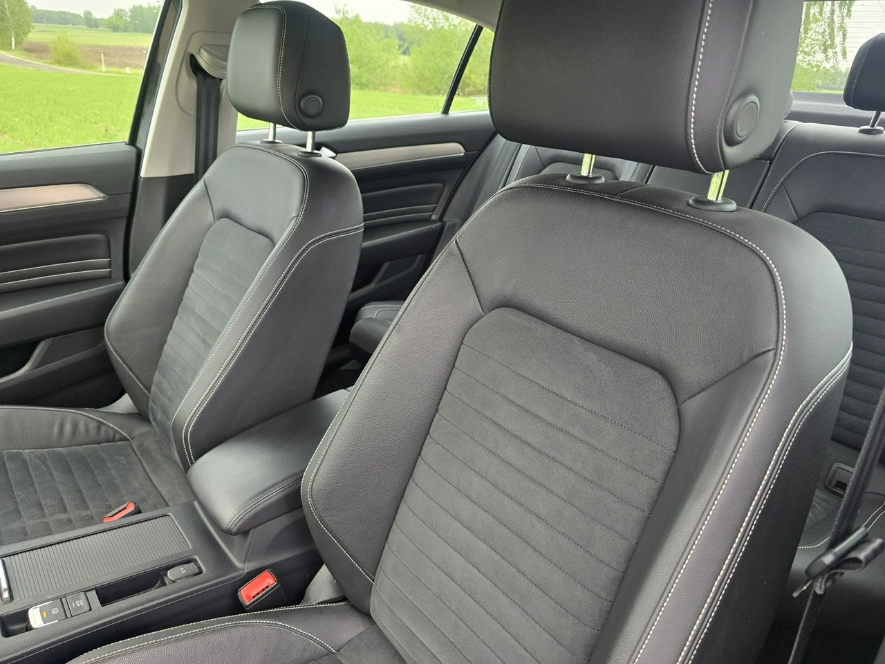 Volkswagen Passat - Zdjęcie 10