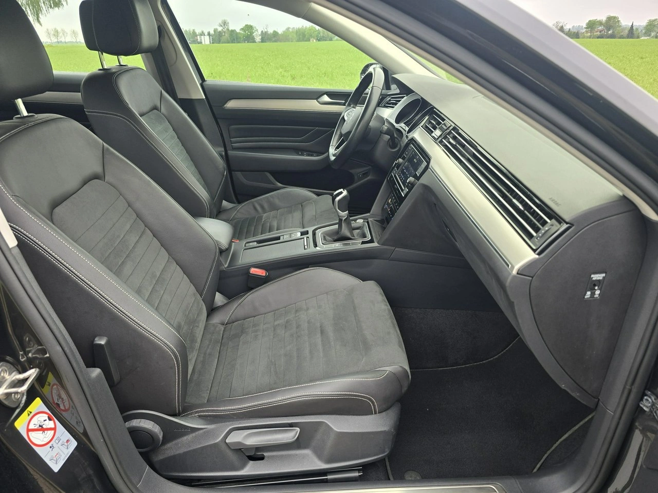 Volkswagen Passat - Zdjęcie 13
