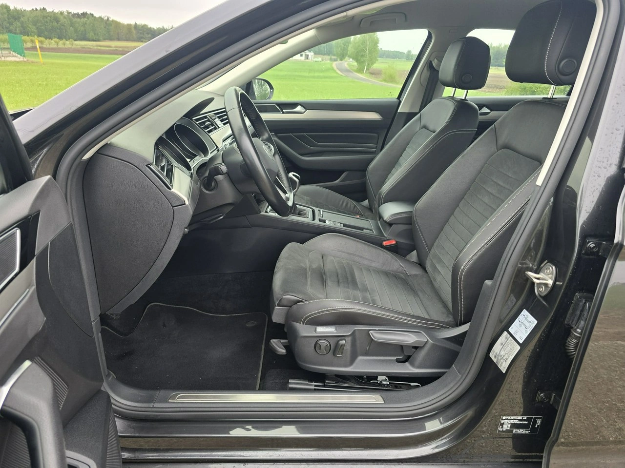Volkswagen Passat - Zdjęcie 8