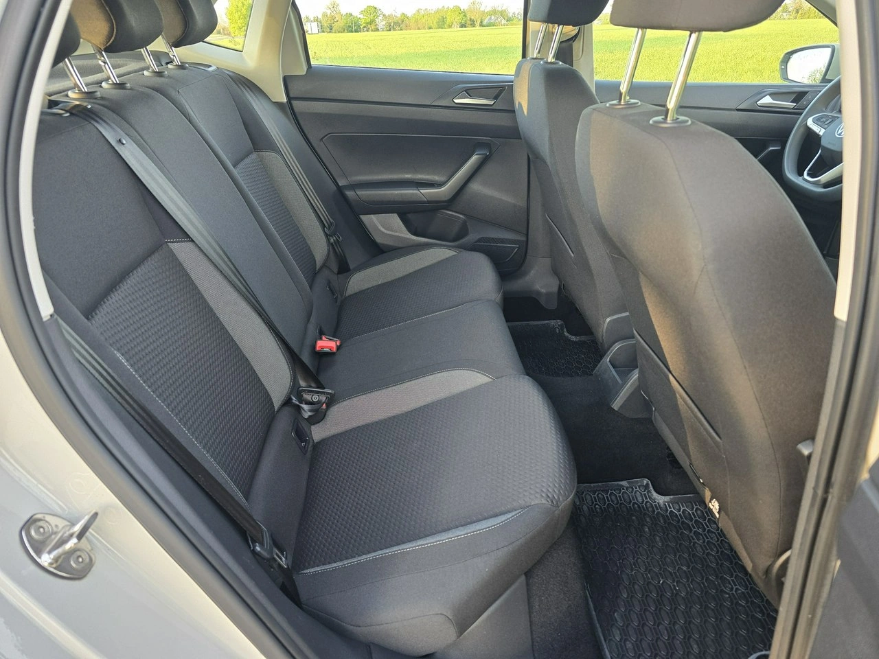 Volkswagen Polo - Zdjęcie 11