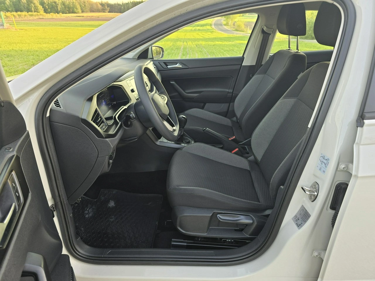 Volkswagen Polo - Zdjęcie 12