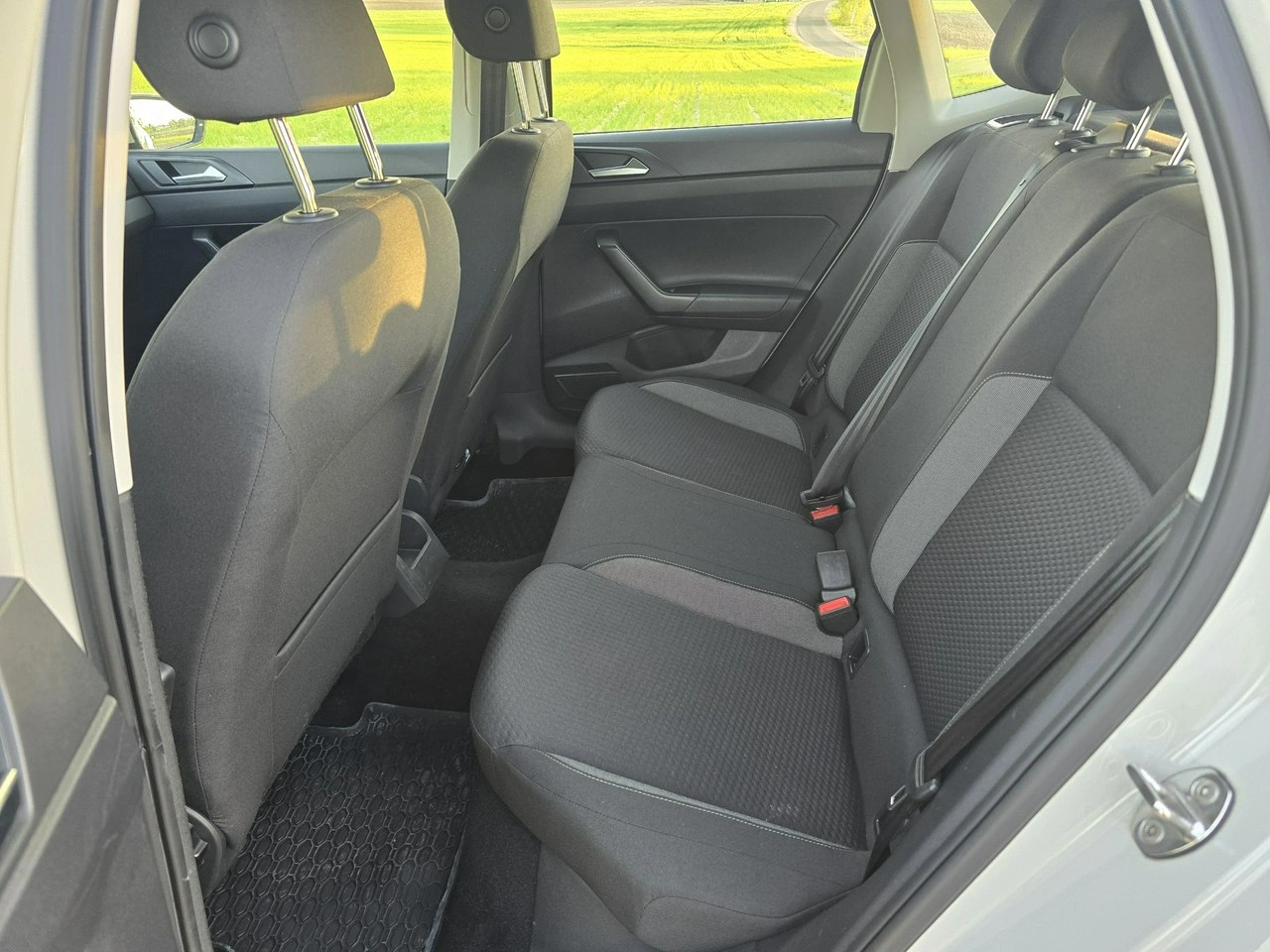 Volkswagen Polo - Zdjęcie 14