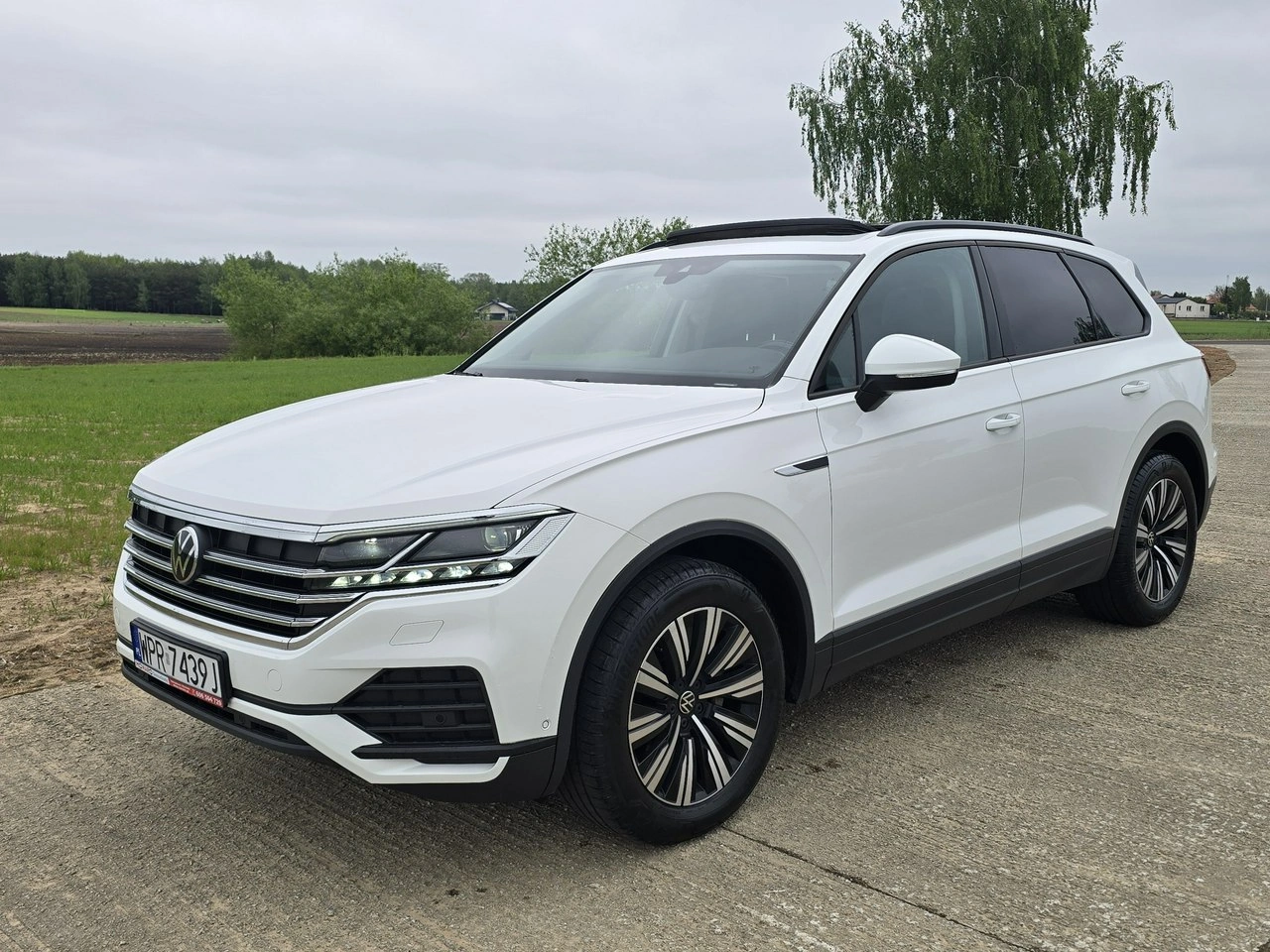 Volkswagen Touareg - Główne zdjęcie