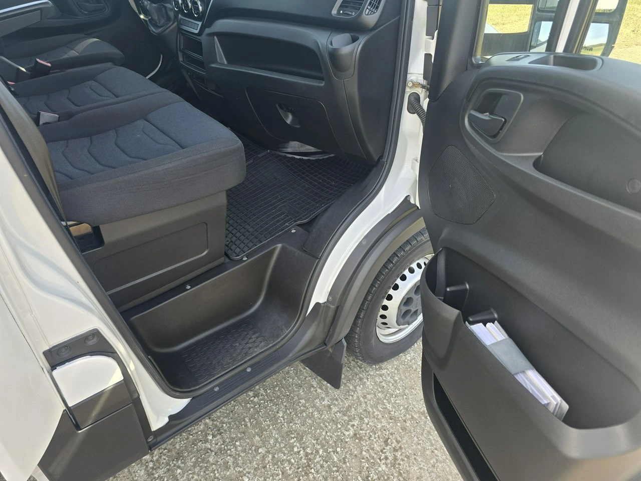 Iveco Daily - Zdjęcie 16