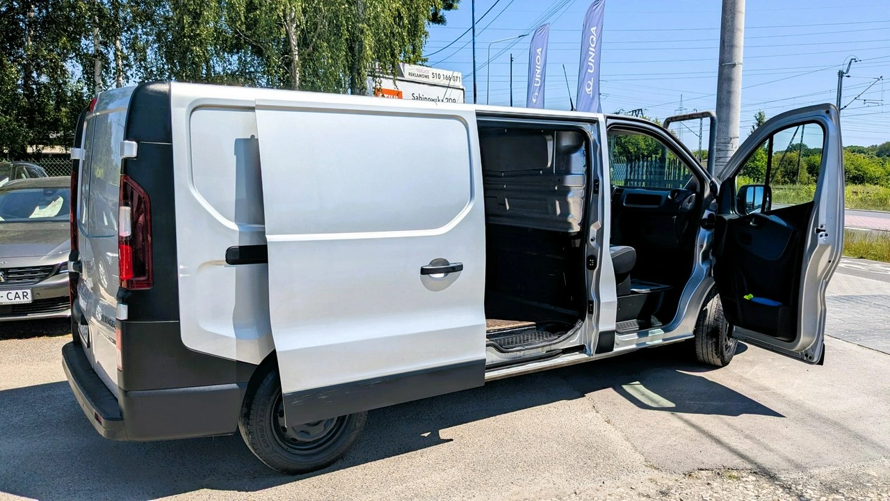 Opel Vivaro - Zdjęcie 11