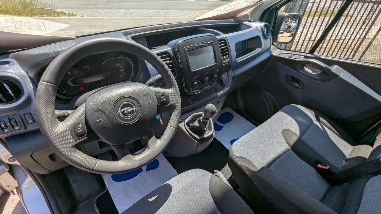 Opel Vivaro - Zdjęcie 14