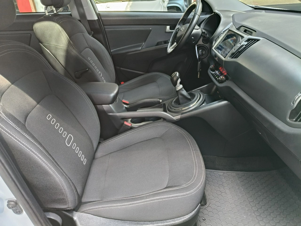 Kia Sportage - Zdjęcie 15